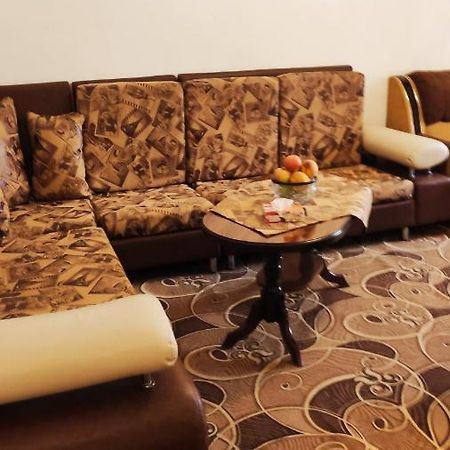 Apartments Azatutyan Avenue 9, Кв 19 Ереван Екстериор снимка