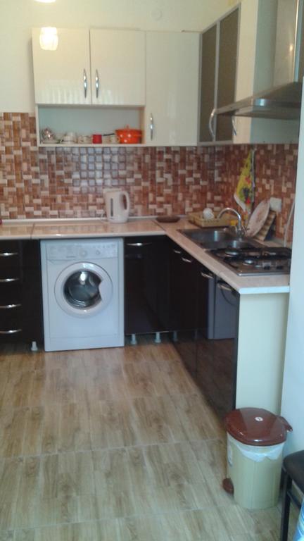 Apartments Azatutyan Avenue 9, Кв 19 Ереван Екстериор снимка